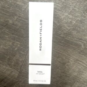 Rodan and Fields Total Serum